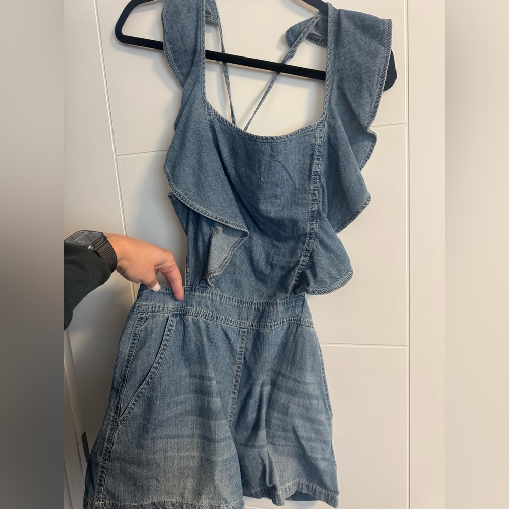 Denim Ruffle romper - Picture 4 of 7